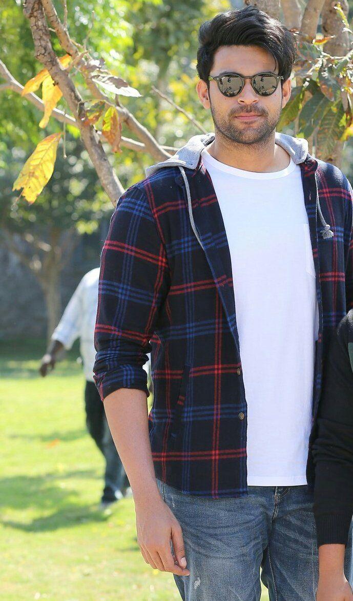 Latest Stills & Posters Varun Tej Tholiprema Movie