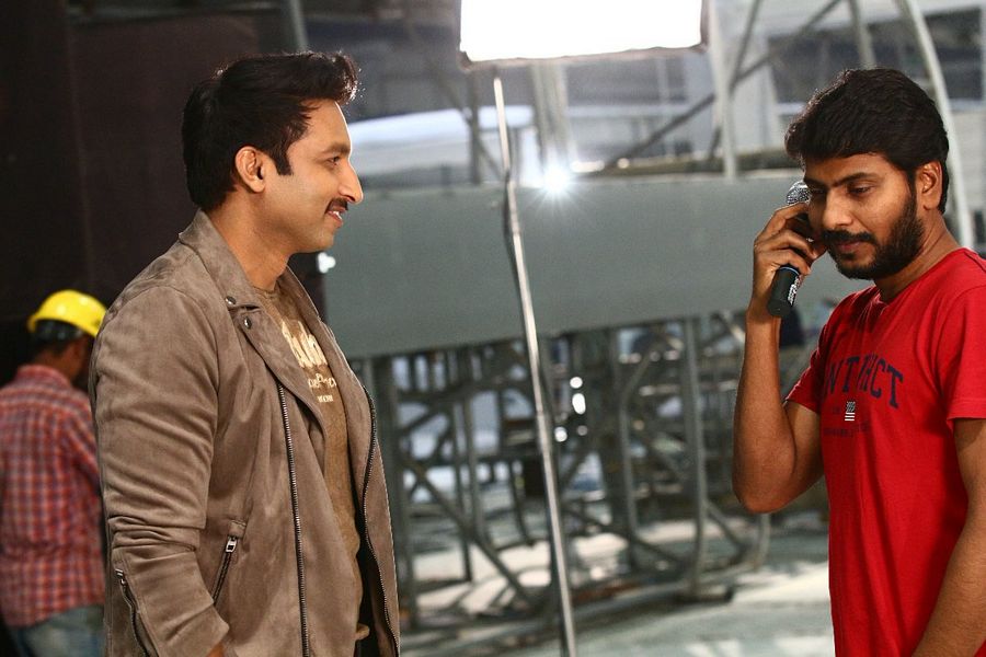 Latest Working Stills From Goutham Nanda Movie