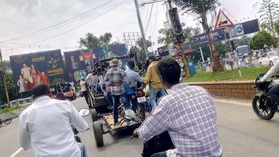 Leaked: Nani & Sai Pallavai's MCA Movie Shooting Photos in Warangal