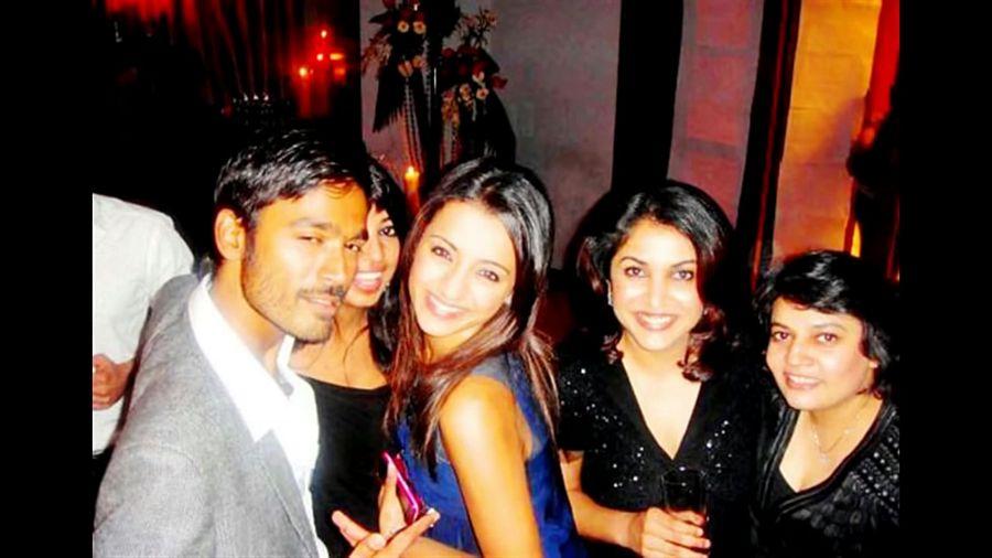 Leaked: Trisha's Unseen Drinking Party Photos creates hulchul on social media