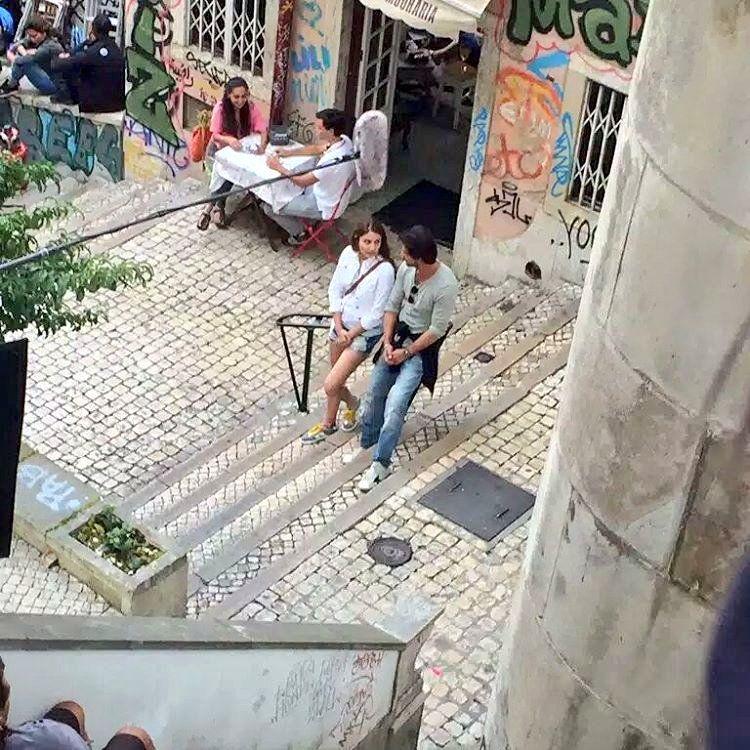 Leaked Photos of SRK & Anushka On The Sets Of The Ring