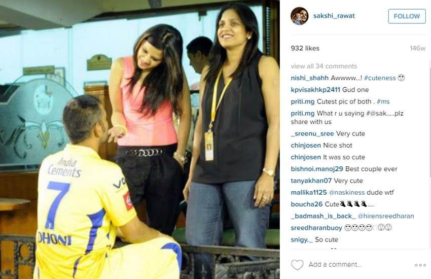 MS DHONI with Beautiful Wife Sakshi Dhoni Unseen Private Moments Photos