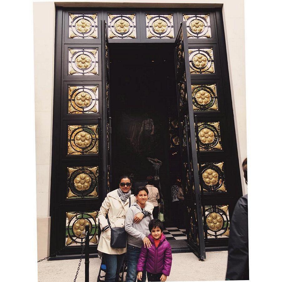 Mahesh Babu Daughter Sitara Rare Personal Family Photos