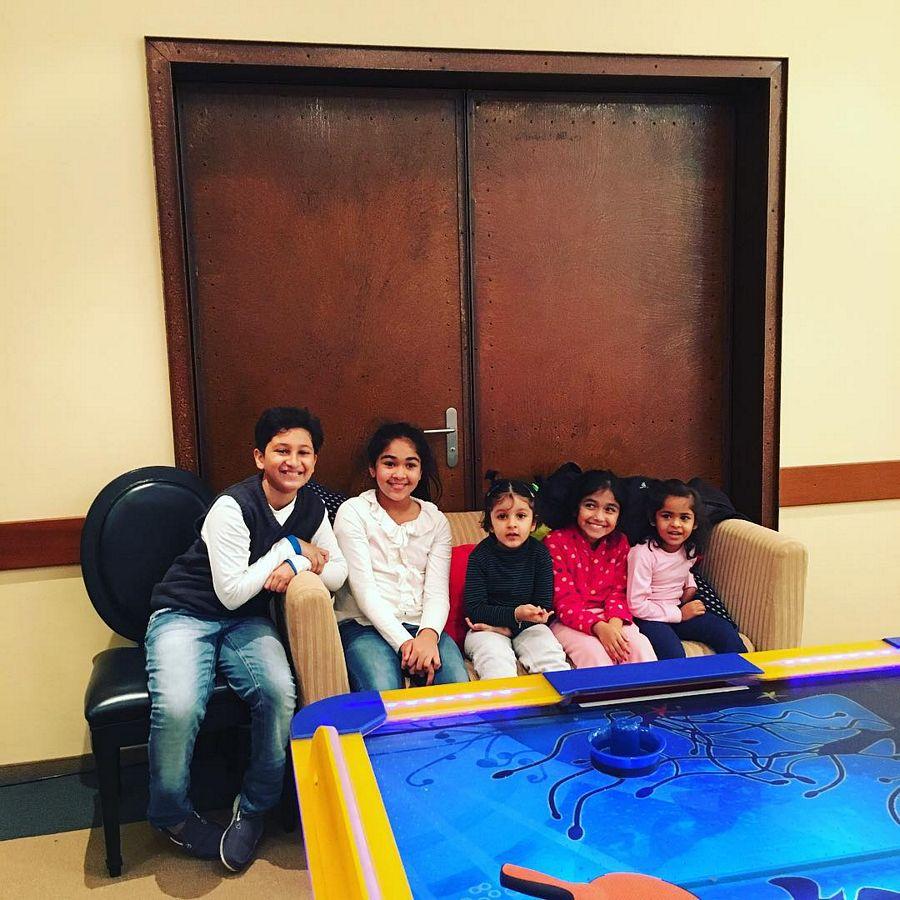 Mahesh Babu Daughter Sitara Rare Personal Family Photos