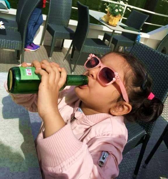 Mahesh Babu Daughter Sitara Rare Personal Family Photos