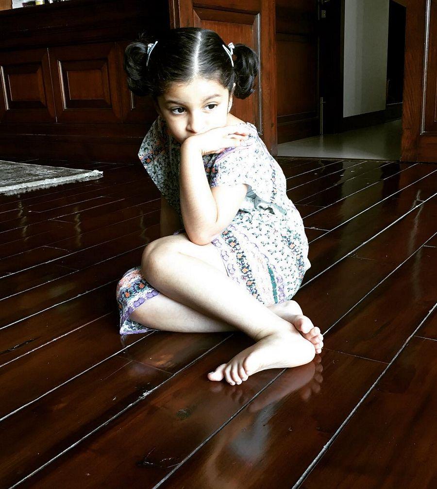 Mahesh Babu Daughter Sitara Rare Personal Family Photos