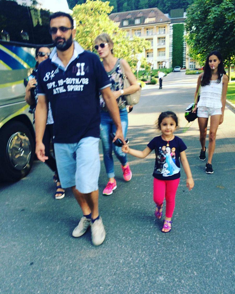 Mahesh Babu Daughter Sitara Rare Personal Family Photos