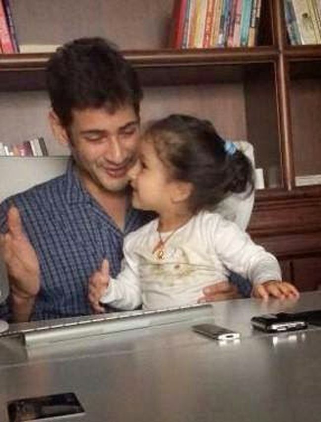 Mahesh Babu Family Rare & Unsee Pictures