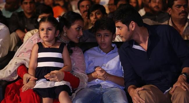 Mahesh Babu Family Rare & Unsee Pictures
