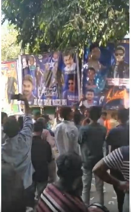  Mahesh Babu Fans Hungama At Theatres