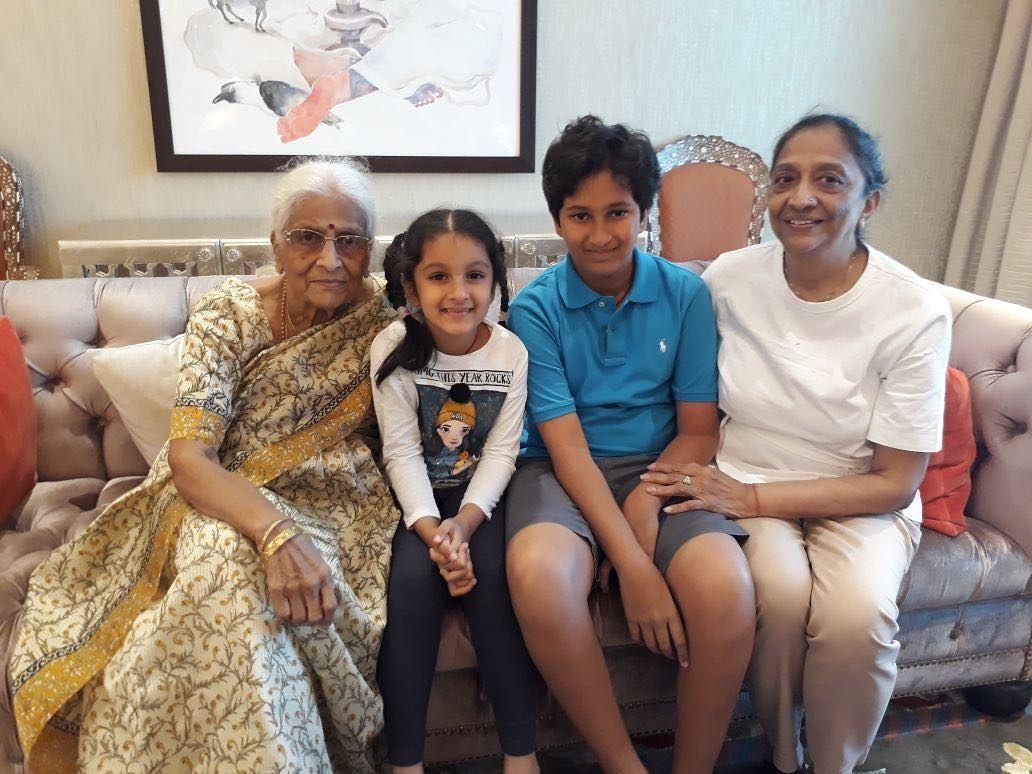 Mahesh Babu Rare & Unseen Personal Photos With Family