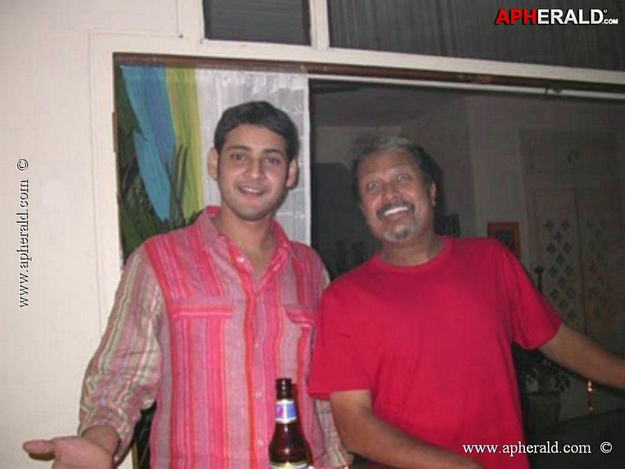 B'day Special: Mahesh Babu Rare & Unseen Photos Collections!