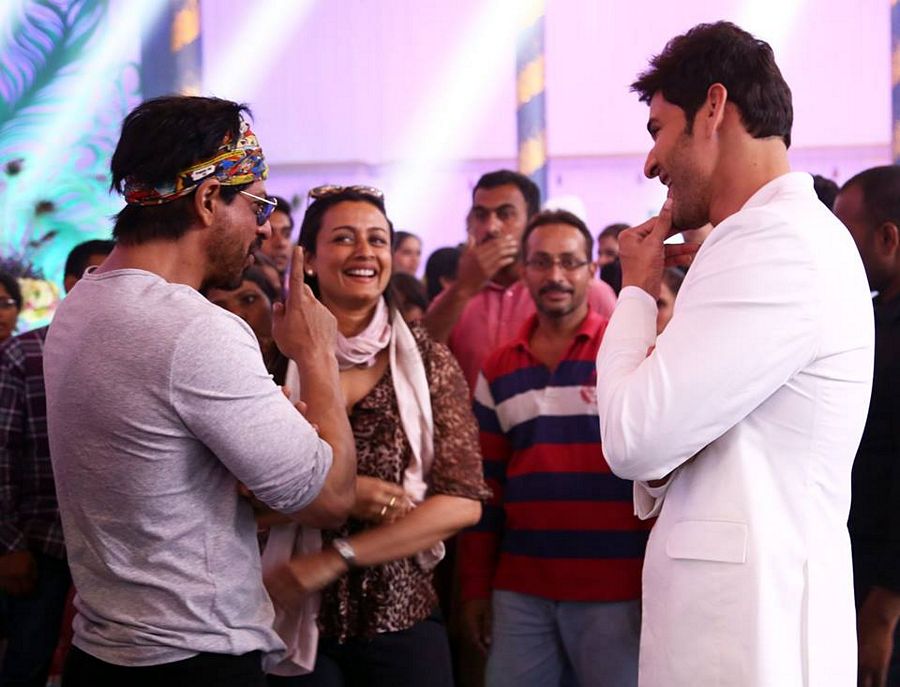 B'day Special: Mahesh Babu Rare & Unseen Photos Collections!
