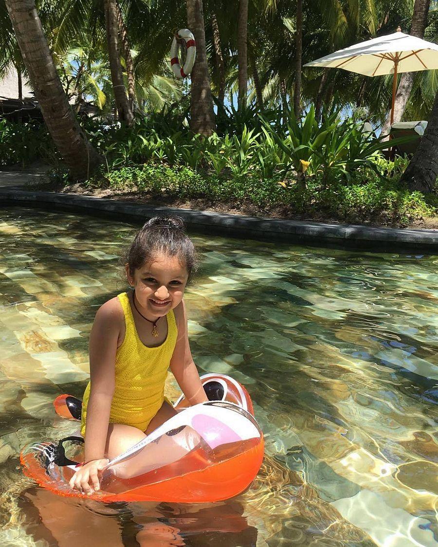 Mahesh Babu's Daughter Sitara Ghattamaneni Latest UNSEEN Photos