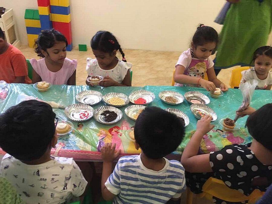 Mahesh Daughter Sitara Ghattamaneni Rare & Unseen Photos