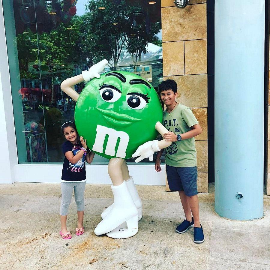 Mahesh Daughter Sitara Ghattamaneni Rare & Unseen Photos