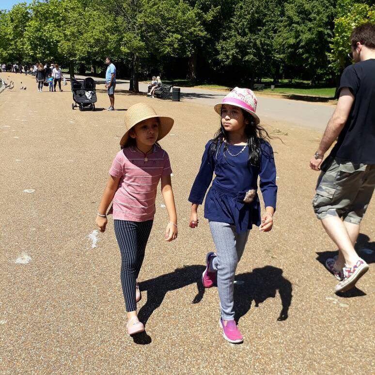 Mahesh Daughter Sitara Ghattamaneni Rare & Unseen Photos