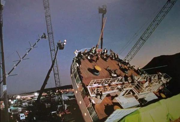 Making Of Titanic Movie Rare & Unseen Photos