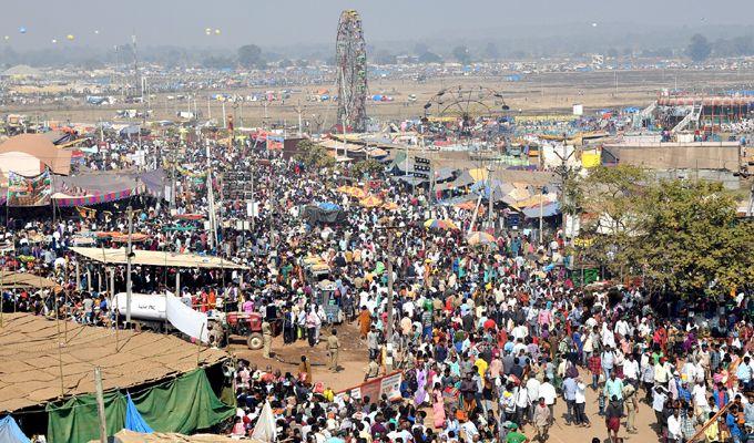 Medaram Sammakka Sarakka Jatara Highlights 2018 Photos