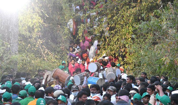 Medaram Sammakka Sarakka Jatara Highlights 2018 Photos