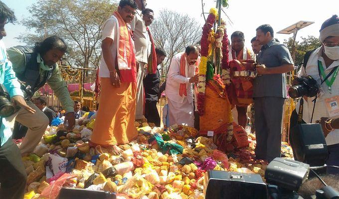 Medaram Sammakka Sarakka Jatara Highlights 2018 Photos