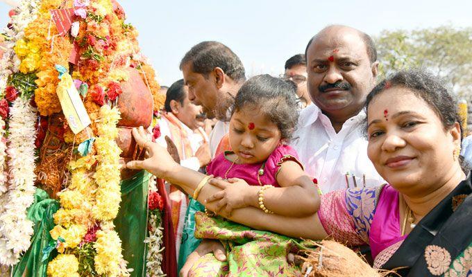 Medaram Sammakka Sarakka Jatara Highlights 2018 Photos