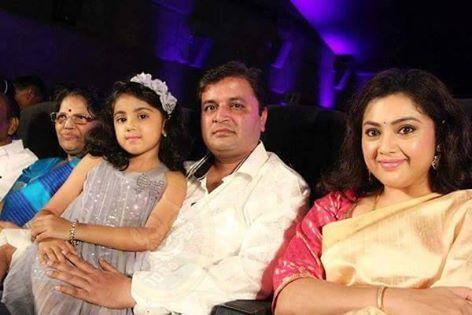 Meena's Daughter Nainika Cute & Adorable Photos Collection