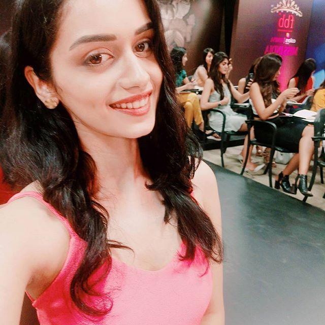 Miss World 2017 Manushi Chhillar Rare & Unseen Photos