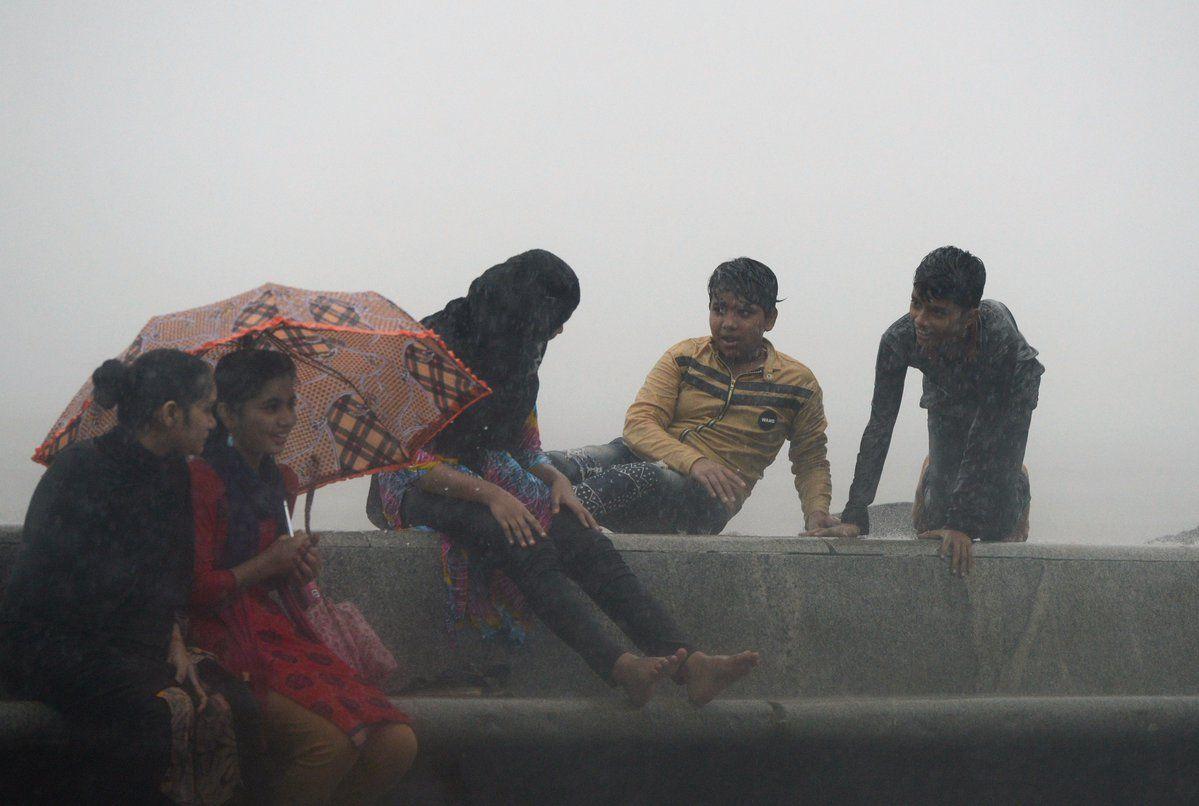 Mumbai Deluge - Here's what's happening in the city