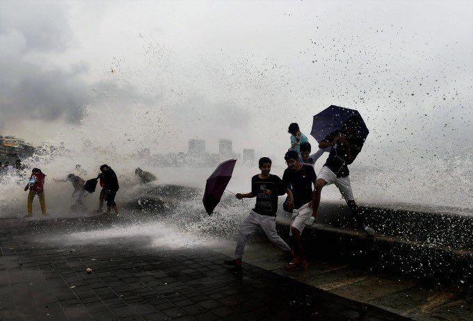 Mumbai Deluge - Here's what's happening in the city