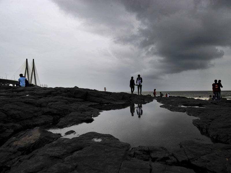 Mumbai Deluge - Here's what's happening in the city