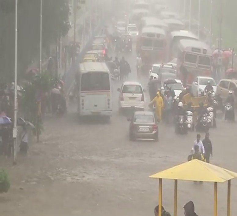 Mumbai Deluge - Here's what's happening in the city