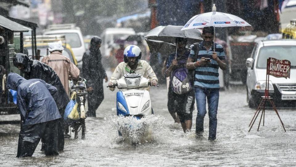 Mumbai Deluge - Here's what's happening in the city