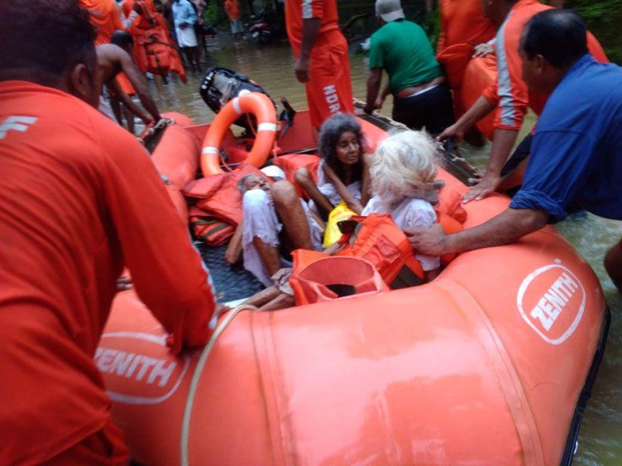 NDRF arrives to fasten Rescue Operations in Kerala