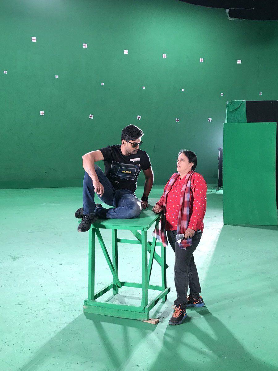 Naa Nuvve Movie Latest Wallapers & Stills