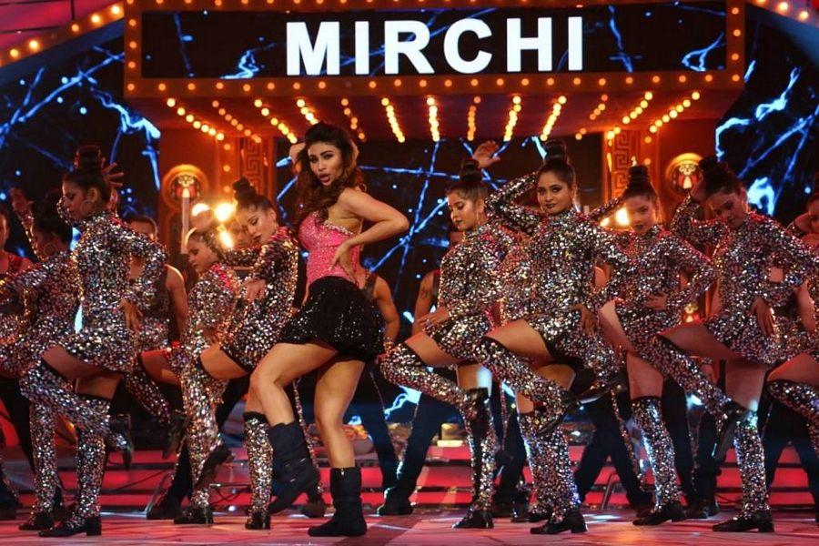 Naagin Actress Mouni Roy Photos goes viral ON Internet