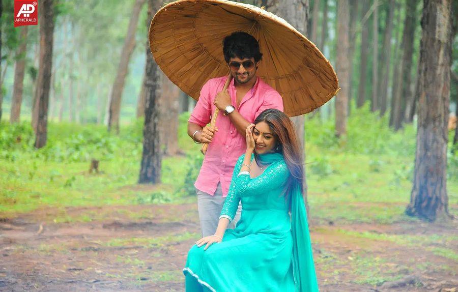 Nani Majnu Movie Latest Stills & Posters