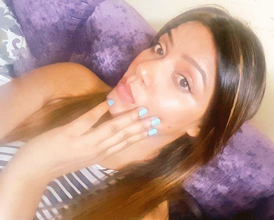 B'day Special: Neetu Chandra Rare & Unseen Personal Real Life Photos