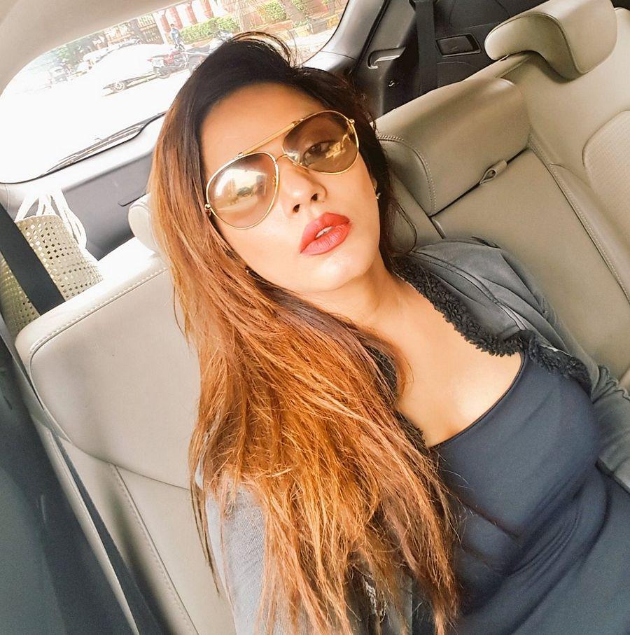 B'day Special: Neetu Chandra Rare & Unseen Personal Real Life Photos