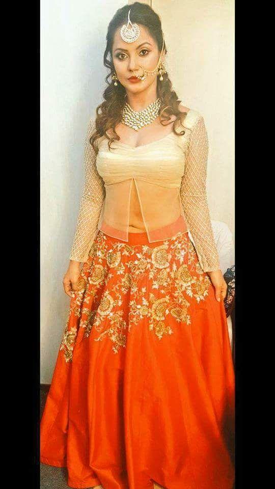 B'day Special: Neetu Chandra Rare & Unseen Personal Real Life Photos