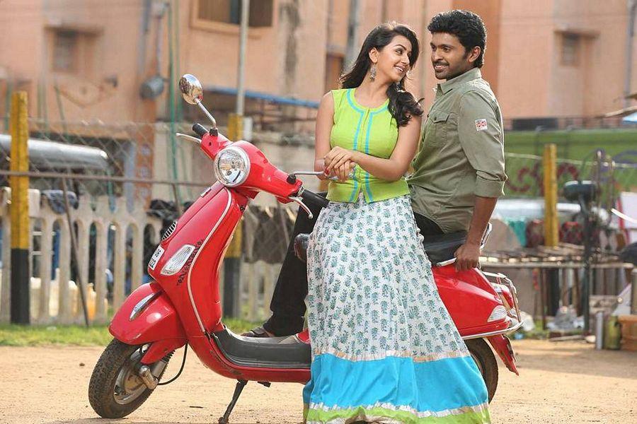 Neruppu Da Tamil Movie Latest Stills