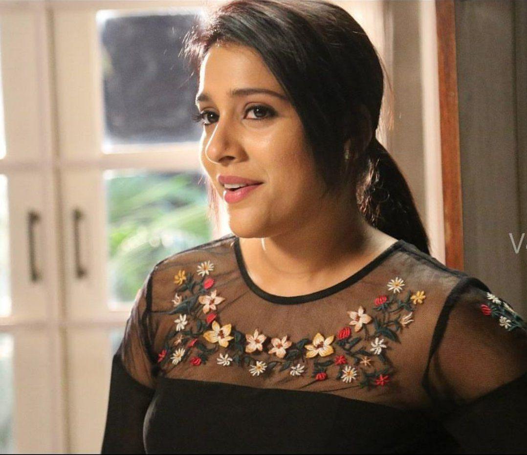 Next Nuvve Movie Latest Working Stills & Posters