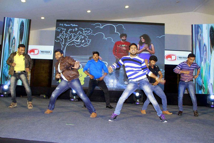 Nuvvu Evaro Nenu Evaro Stills And Wallpapers