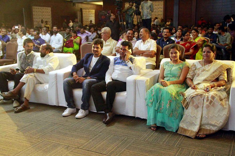 Nuvvu Evaro Nenu Evaro Stills And Wallpapers