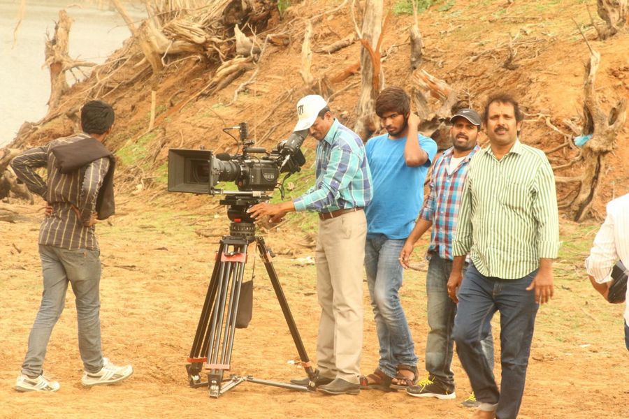 Nuvvu Nenu Osey Orey Movie Working Stills