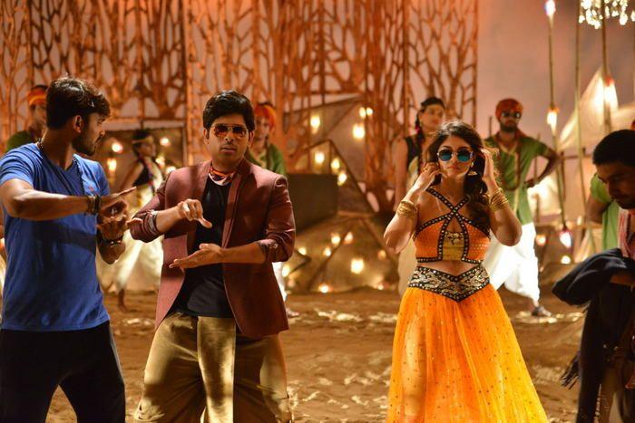 Okka Kshanam Movie Song Making Stills