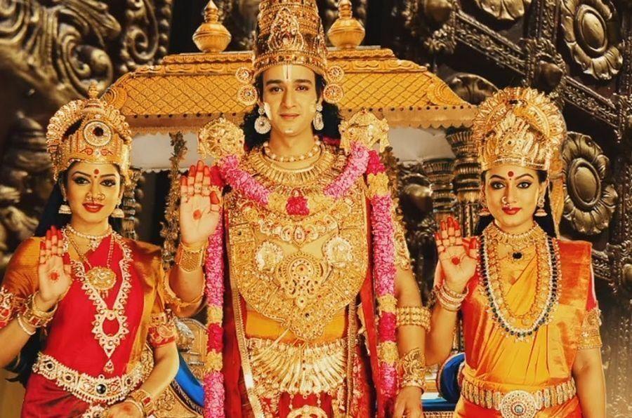 Om Namo Venkatesaya Movie Working Stills & Posters