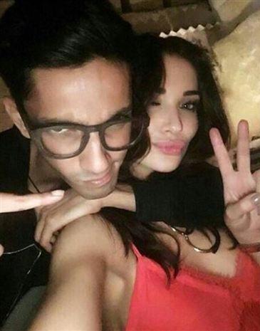 Once More Sensational Photos Leaked by Suchitra Karthik