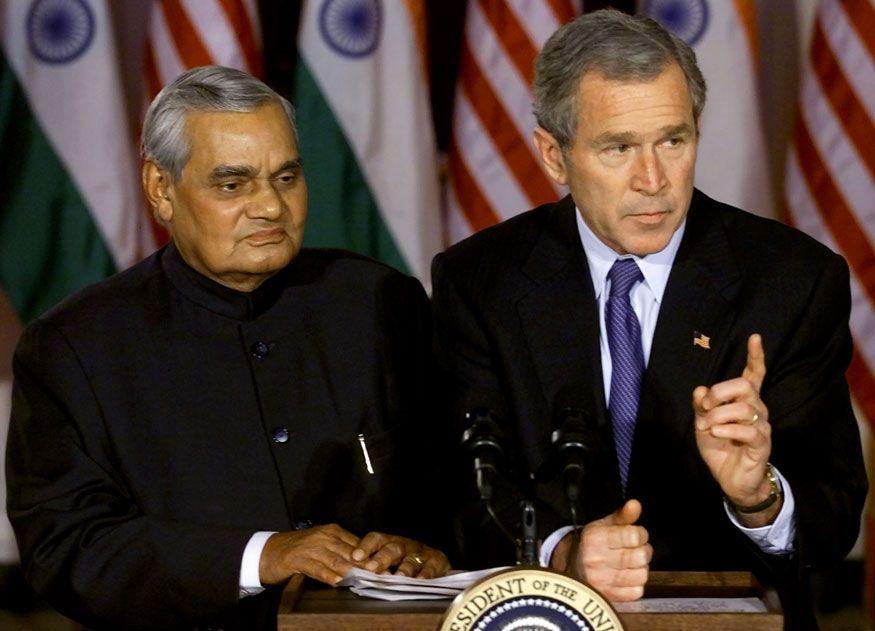 PHOTOS: Ex-PM Atal Bihari Vajpayee With World Famous Personalities