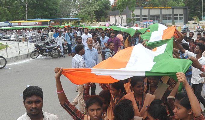 PHOTOS: India Gears Up to Celebrate 72nd Independence Day